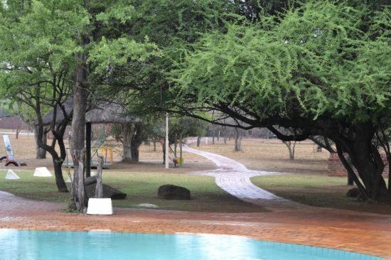 Manyane Resort Mogwase Экстерьер фото