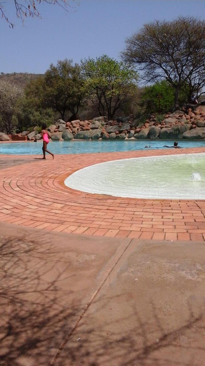 Manyane Resort Mogwase Экстерьер фото